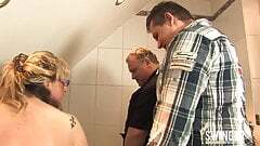 Geile Badespiele mit Freunden