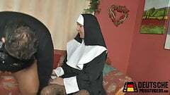 Die Nonne bei mir zuhause