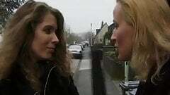 Frau spielt mit ihr sexspielzeuge mp4